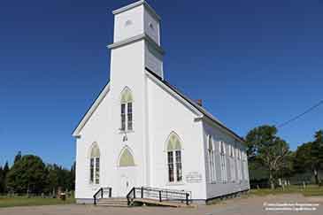 Pferdepension mit Reithalle auf Cape Breton Island, Nova Scotia, Kanada