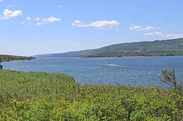 Pferdepension mit Reithalle auf Cape Breton Island, Nova Scotia, Kanada