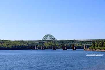 Pferdepension mit Reithalle auf Cape Breton Island, Nova Scotia, Kanada