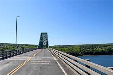 Pferdepension mit Reithalle auf Cape Breton Island, Nova Scotia, Kanada